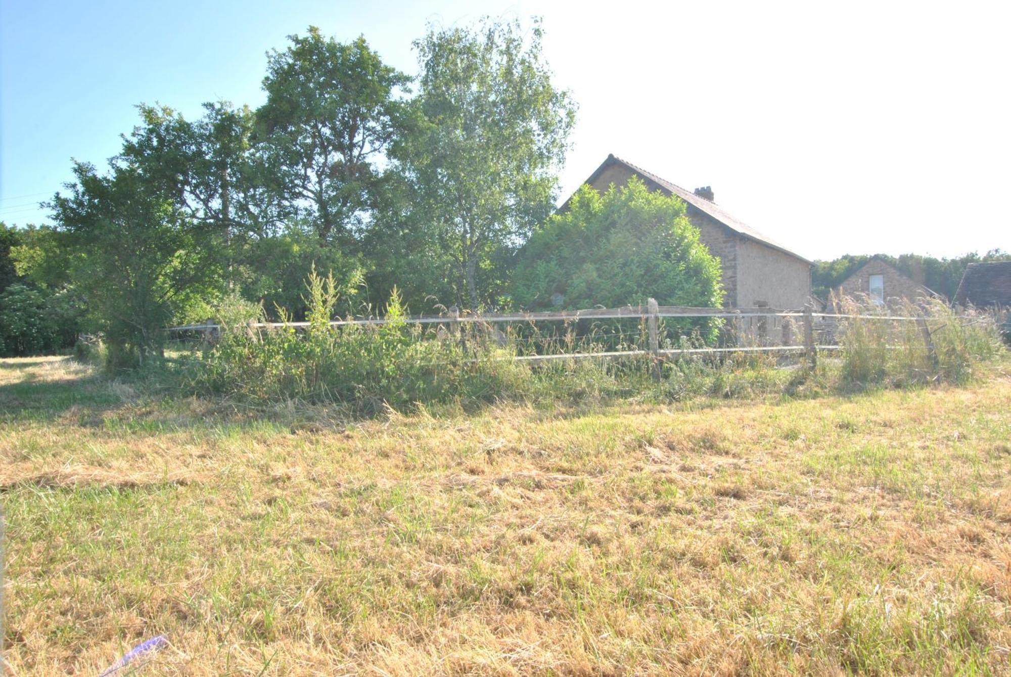 Gite Familial Pour 6 Pers En Campagne Bouere Luaran gambar